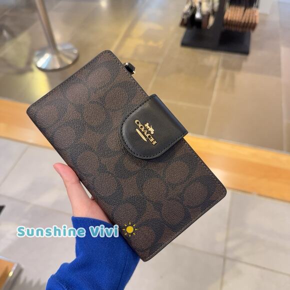 NWT COACH Tech Wallet in Colorblock Signature Canvas C2874 BROWN/BLACK - Picture 1 of 4